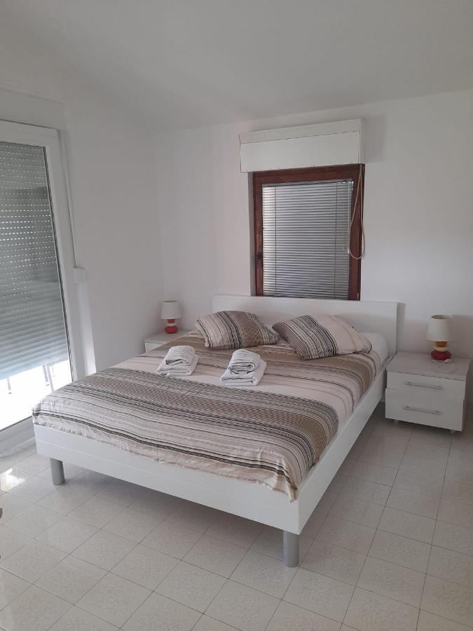 Apartman Lugovic Šibenik Kültér fotó